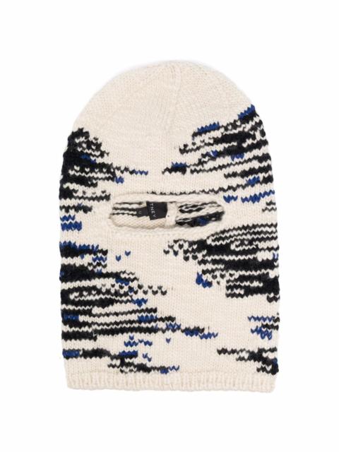 Stella McCartney 이메일: info@balaclava.com