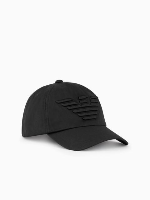 Baseball cap with embroidered oversized eagle