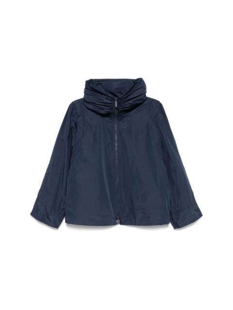 detachable-sleeves jacket