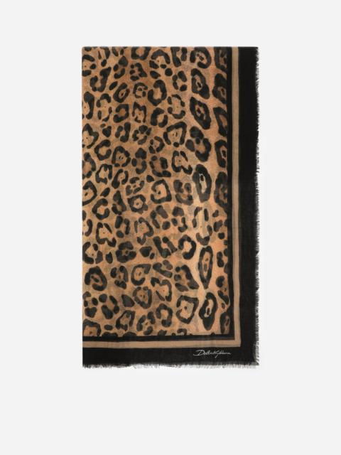 Cashmere and silk scarf with leopard print
