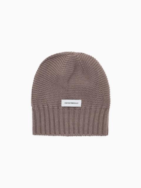 EMPORIO ARMANI VIRGIN WOOL CABLE KNIT BEANIE WITH A RIBBED BOTTOM