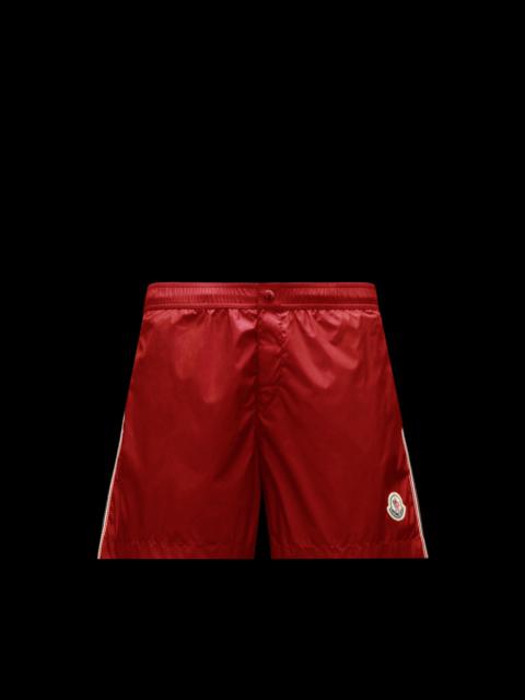 Red moncler swim shorts online