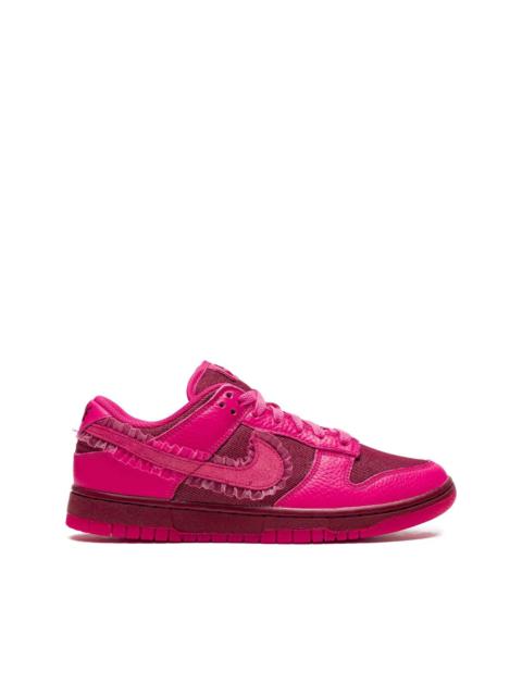 Dunk Low "Valentine's Day" sneakers