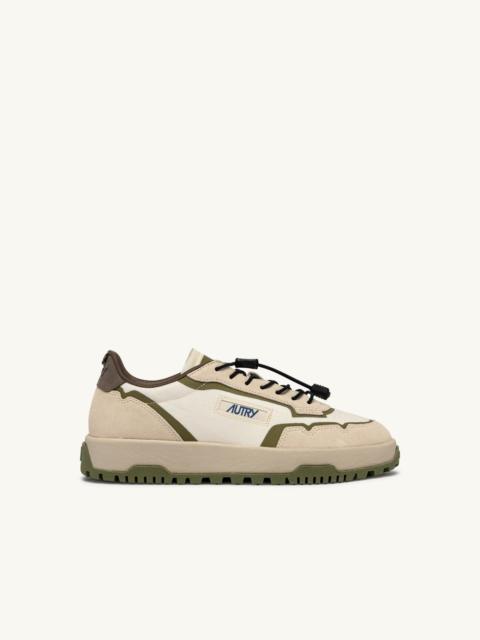 AUTRY WILDPACE LOW SNEAKERS IN WIFE AND CHOCOLATE RIPSTOP NYLON AND SUEDE