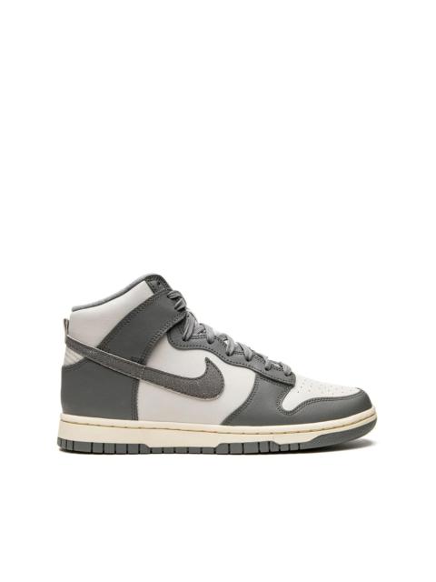 Nike Dunk High "Light Bone/Tumbled Grey" sneakers