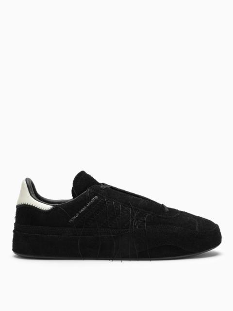 Low Gazelle black trainer