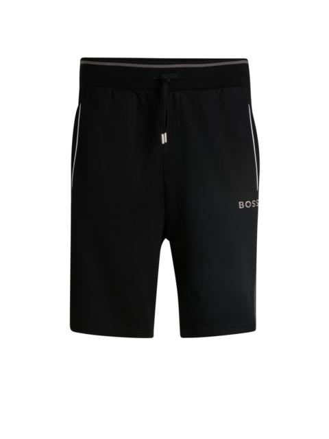BOSS SHORTS WITH CONTRAST PIPING