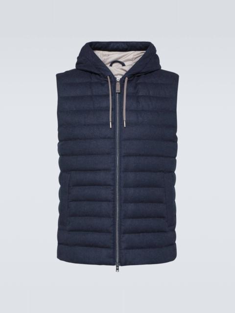 Paneled vest