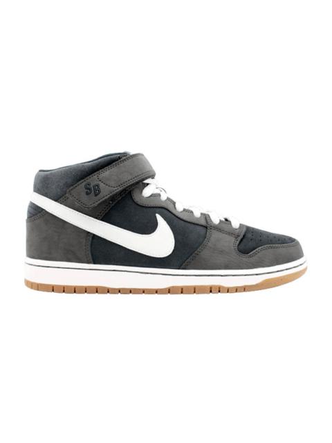 Nike Dunk Mid Pro Sb