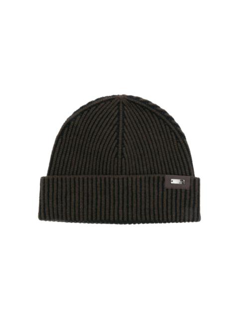 Herno ribbed-knit logo-plaque beanie