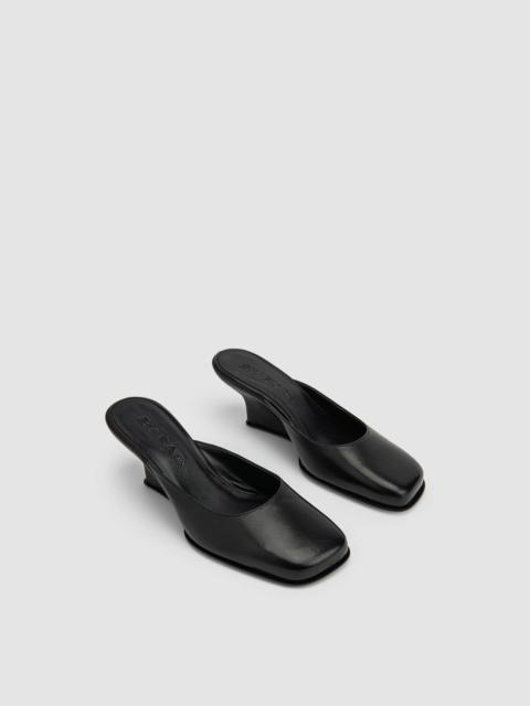 BY FAR Caroo Closed Toe Leather Mule