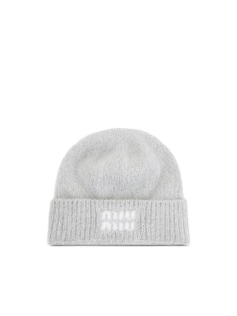Miu Miu logo-detail beanie hat