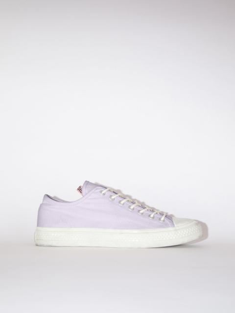 Acne Studios Low top sneakers - Pale purple/off white