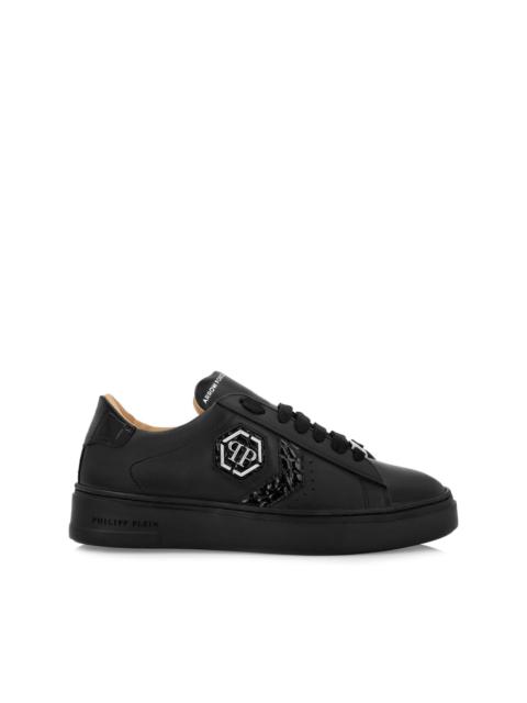 logo-patch panelled leather sneakers