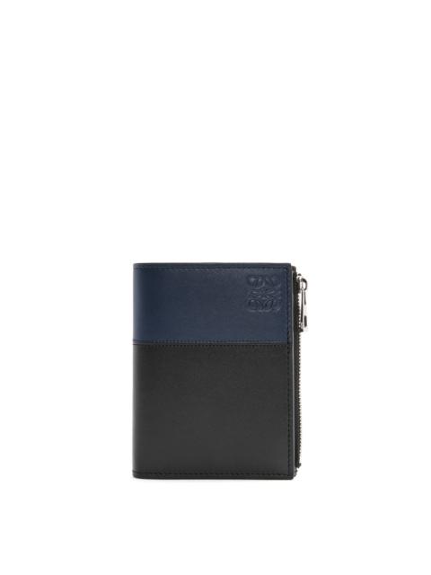 Slim compact wallet in shiny calfskin
