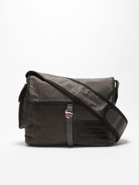 Acne Studios Messenger bag - Grey/black