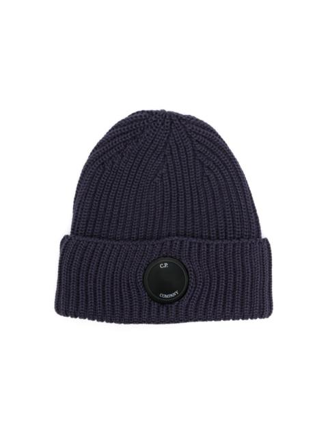 Lens-detail beanie