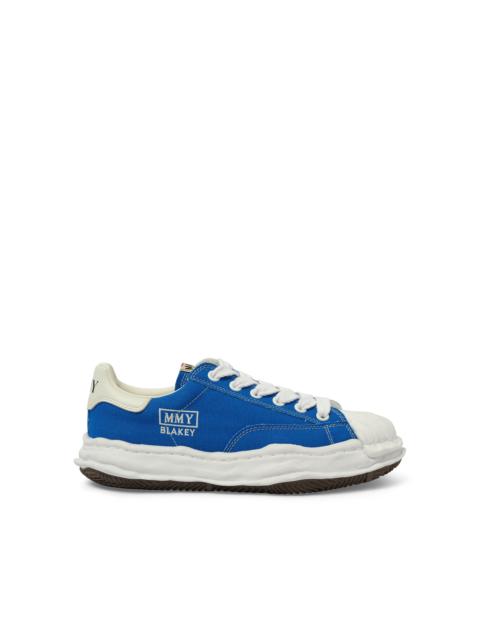 Maison MIHARAYASUHIRO BLAKEY OG Low Top Sneaker in CL Blue