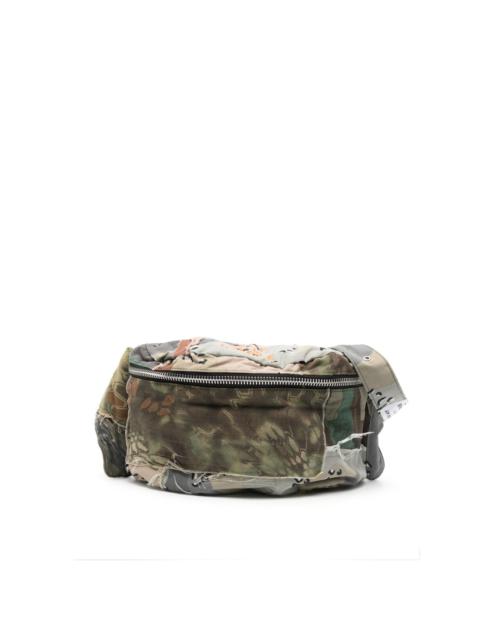 Retouche patchwork zip messenger bag