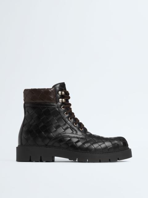 Bottega Veneta Haddock Lace-Up Ankle Trunk