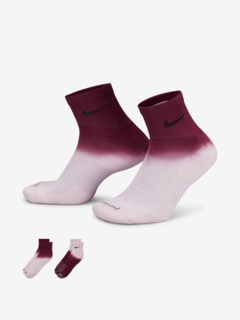 Nike Nike Everyday Plus Cushioned Ankle Socks