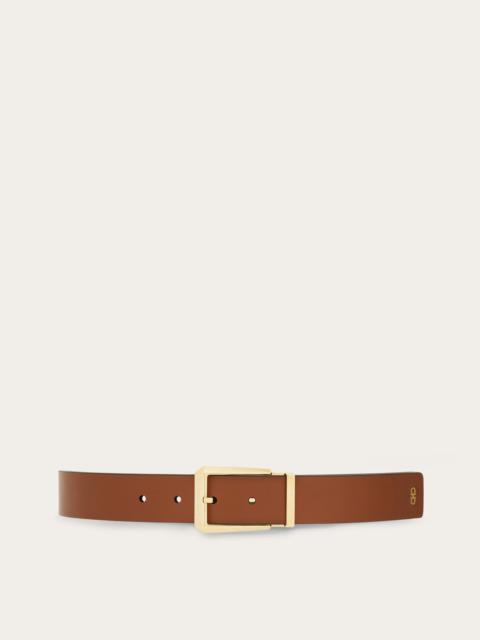 Reversible and adjustable belt