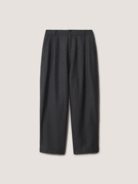 Maison Kitsuné CROPPED PLEATED PANTS