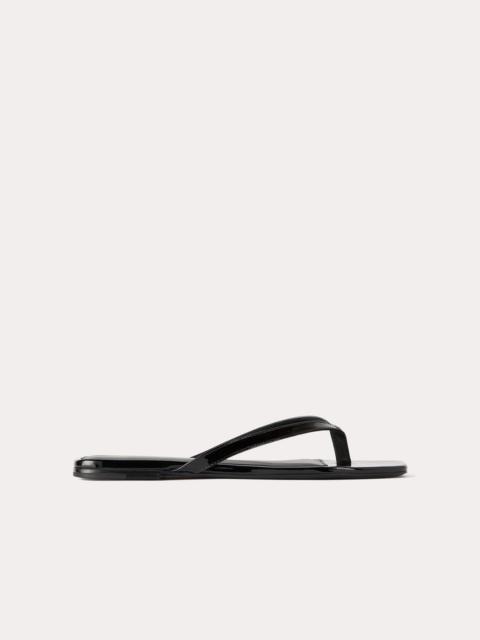 Totême The Flip-Flop Flat black patent