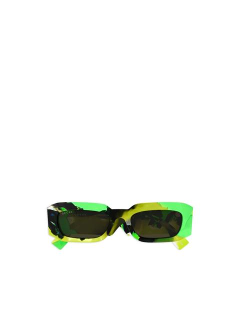 GUCCI logo-detail sunglasses