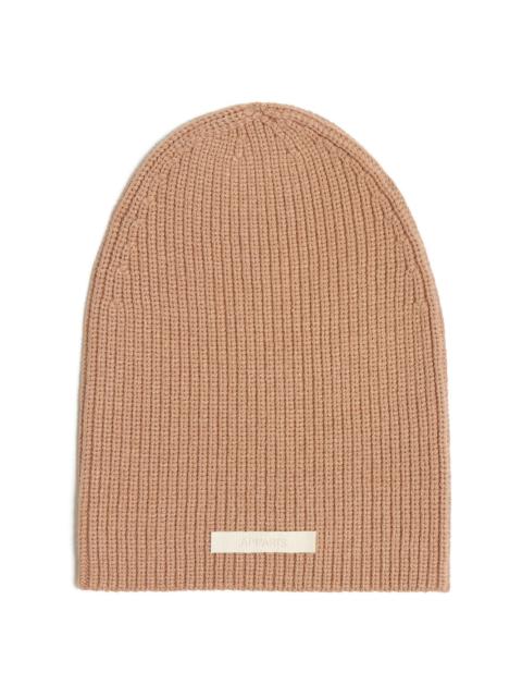 APPARIS logo-patch ribbed-knit beanie