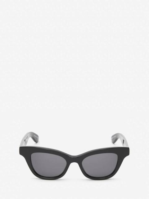 Alexander McQueen Women's McQueen Cat-eye Sunglasses in Schwarz