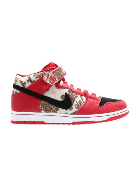 Dunk Mid Premium SB