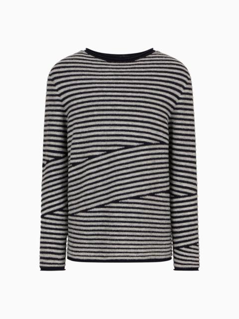 GIORGIO ARMANI Crew-neck jumper in virgin wool, cashmere and bouclé silk