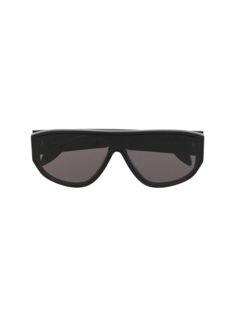 oversize-frame sunglasses