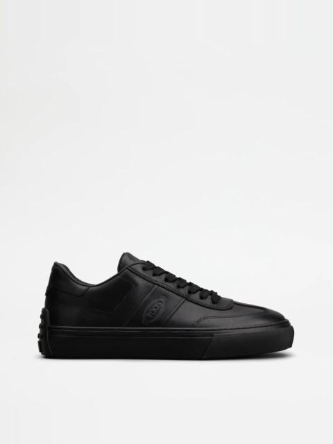 TOD'S SNEAKERS IN LEATHER - BLACK