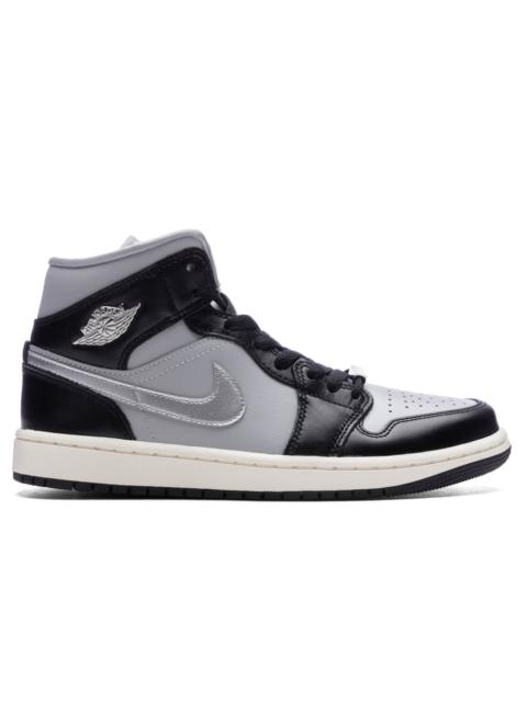 Jordan WOMEN'S AIR JORDAN 1 MID SE - BLACK/METALLIC SILVER/LIGHT SMOKE GREY