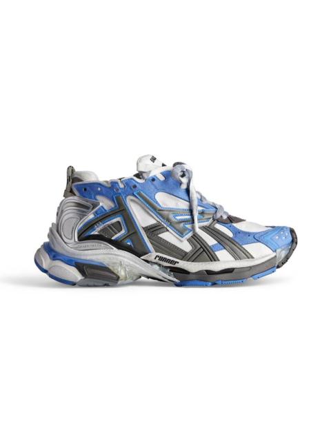 Men's Runner Sneaker in Blue