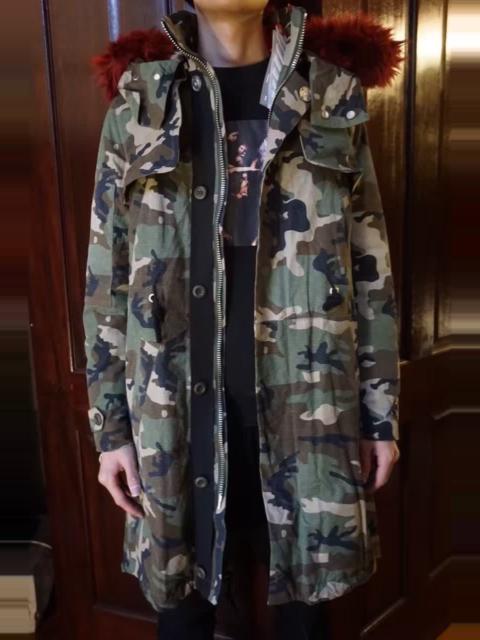 Off-White Off-White FW16 Camouflage Detachable Red Faux Fur Liner Parka Cotton Coat