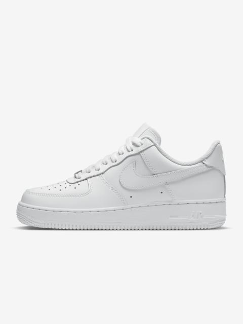 Nike Women's Air Force 1 '07 Shoes