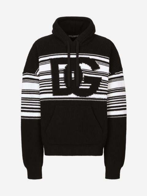 Hoodie with DG logo inlay