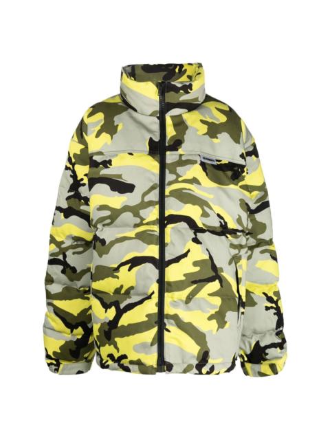 camouflage-print padded jacket