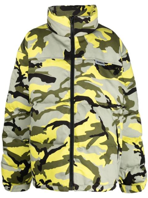 camouflage-print padded jacket