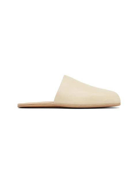 Our Legacy WORK SHOP Emporio Armani Beige Cigarr Slippers