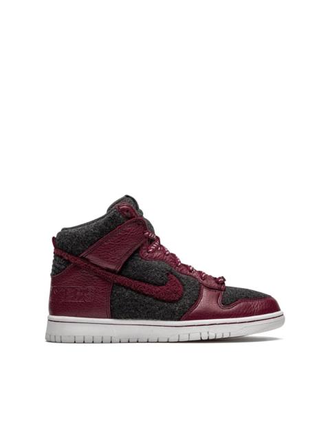 Nike Dunk High Supreme sneakers "Destroyer"