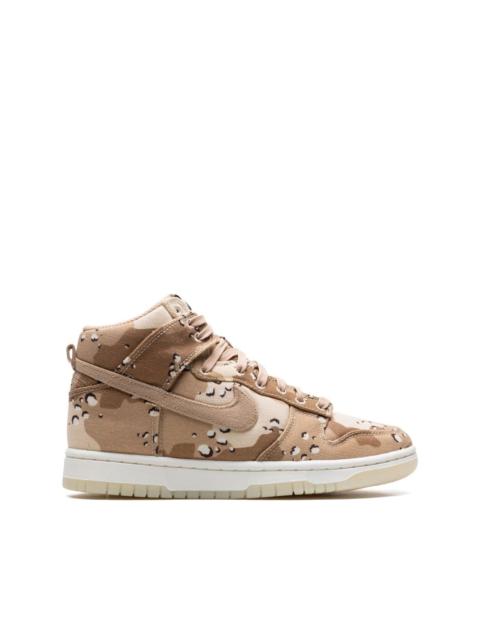 camouflage-print Dunk High sneakers