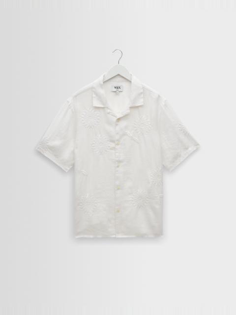 Wax London Didcot - White Flower Embroidered Short-Sleeve Shirt