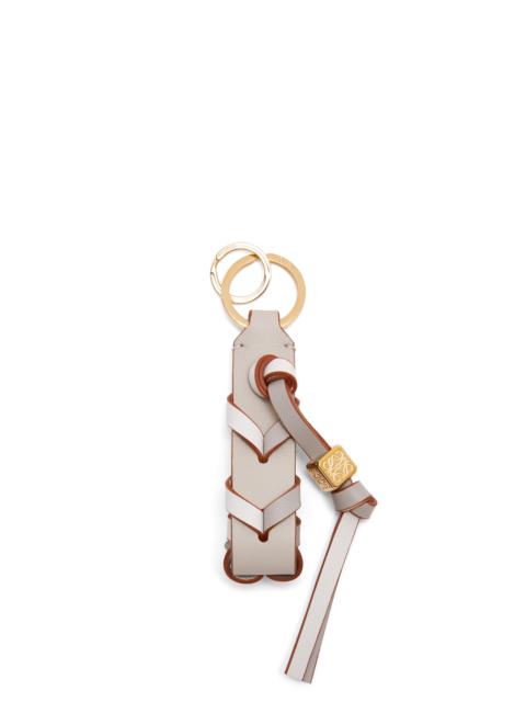 Loewe Braided strap keyring in calfskin and brass