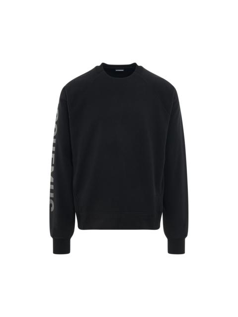 JACQUEMUS Typo Sleeve Logo Sweatshirt in Black