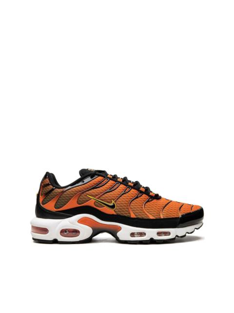 Air Max Plus "Safety Orange/University Gold" sneakers