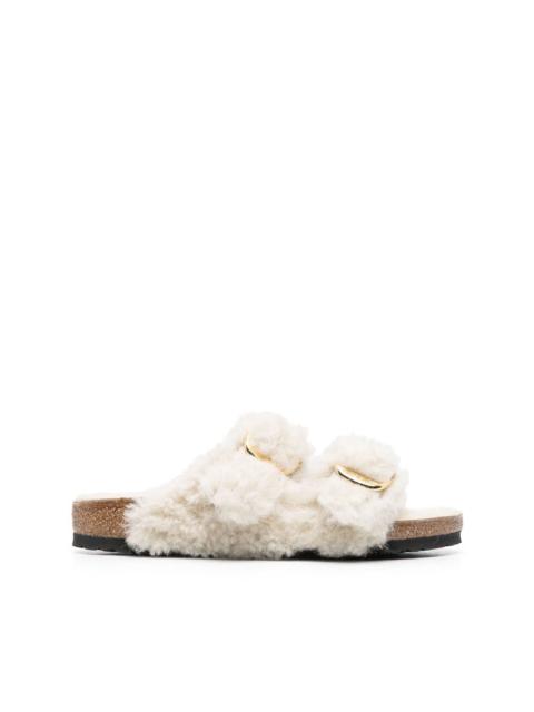 buckle-fastening shearling slides